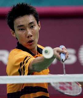Lee Chong Wei jaguh badminton negara