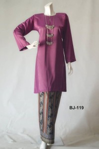bj119 baju kurung pahang kain batik lipat purple ungu manggis